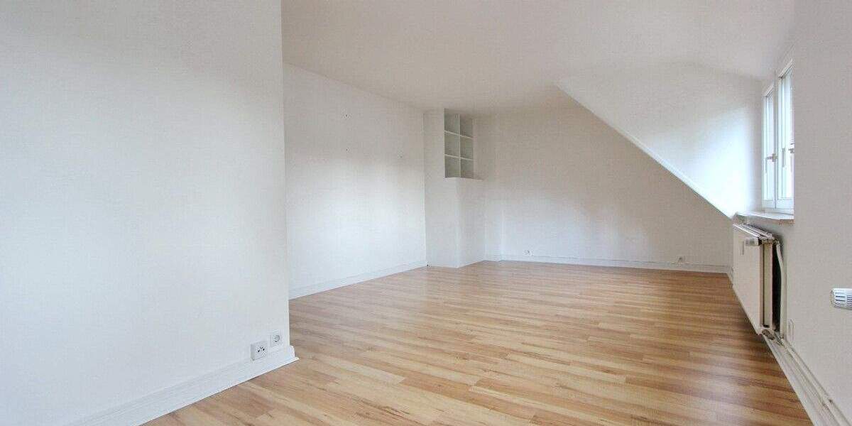 Mehrfamilienhaus, Wohnhaus Hamburg Fuhlsbüttel - 8 Zimmer, 699.000&euro; | Angebot:25743555
