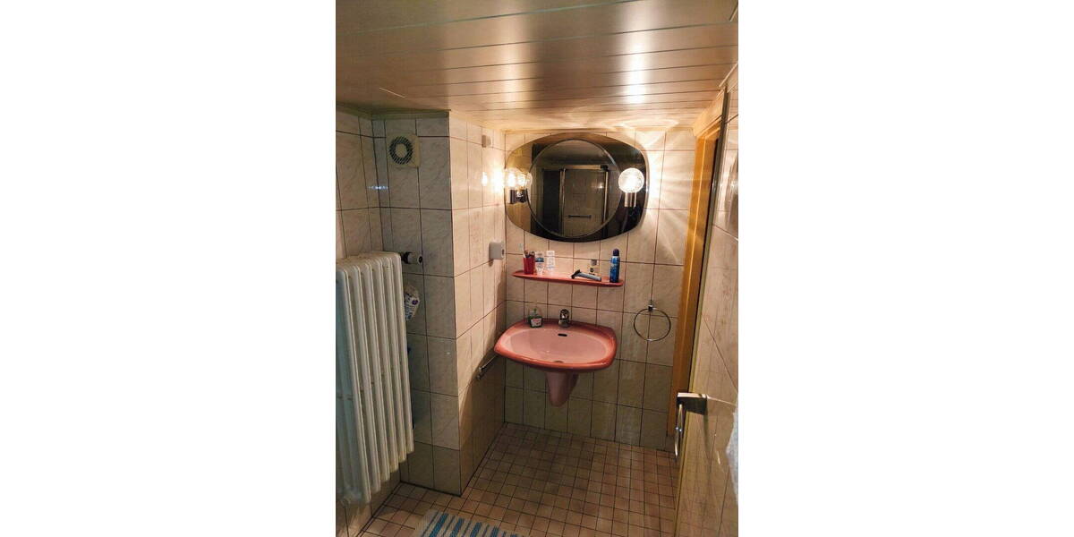 Einfamilienhaus Hamburg Langenhorn - 7 Zimmer, 200 m&sup2;, 650.000&euro; | Angebot:26882598