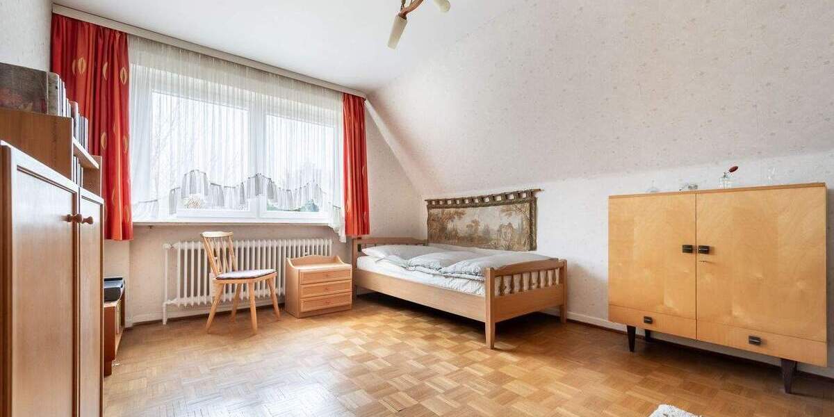 Einfamilienhaus Wentorf bei Hamburg - 9 Zimmer, 200 m&sup2;, 585.000&euro; | Angebot:24989993