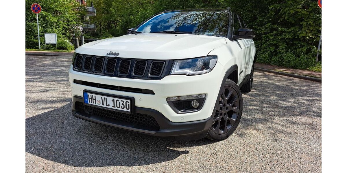 Jeep Compass 49.000 km 16.900 &euro; Ammersbek 22949
