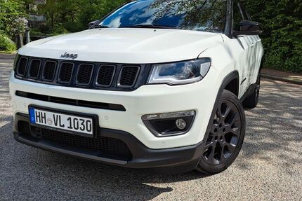 Jeep Compass 49.000 km 17.900 &euro; Ammersbek 22949