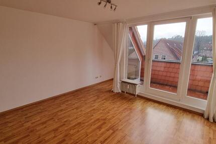 Provisionsfrei: Maisonettewhg. mit Süd-Loggia u. TG-Stellplatz 2 zimmer