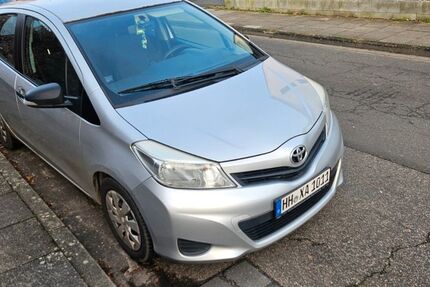 Toyota Yaris 265.000 km 5.800 &euro; Hamburg 21077