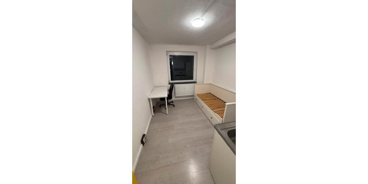 Etagenwohnung Wedel - 1 Zimmer, 14 m&sup2;, 400&euro; | Angebot:26471126