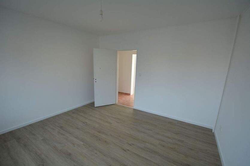 Renovierte 2-Zimmer-Wohnung mit Balkon 2 zimmer
