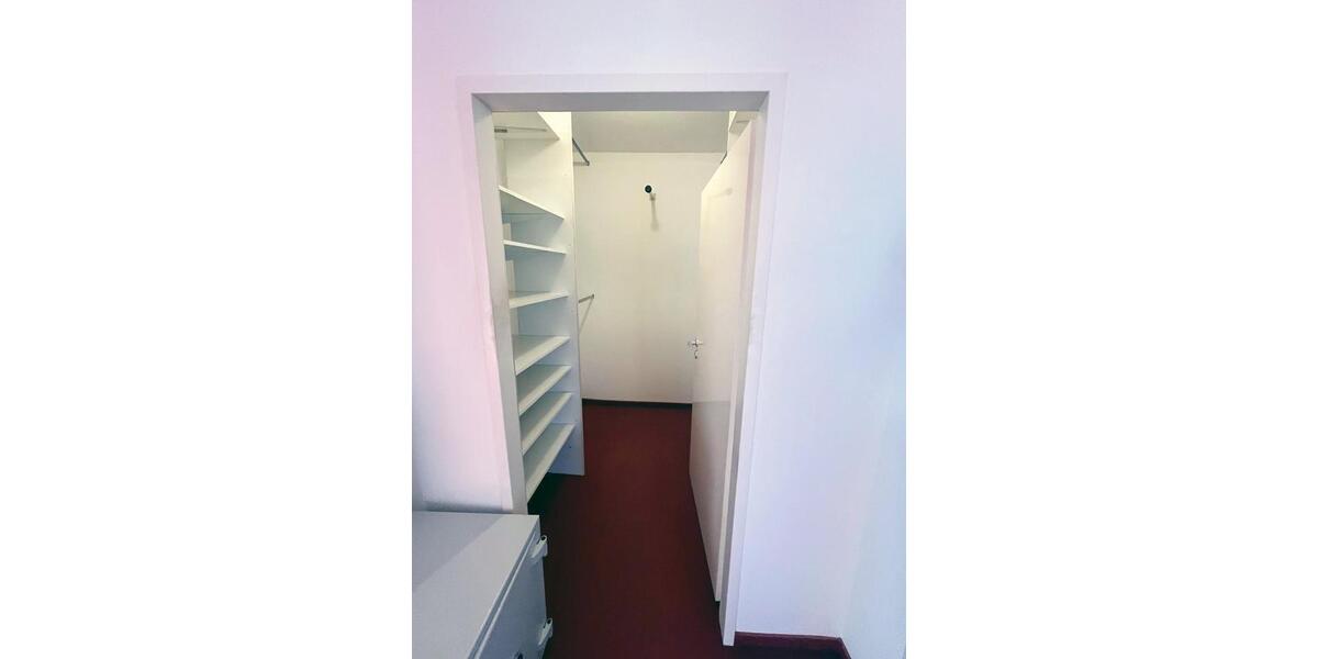 Dachgeschoßwohnung Hamburg Eppendorf - 3.5 Zimmer, 97 m&sup2;, 850.000&euro; | Angebot:26577648