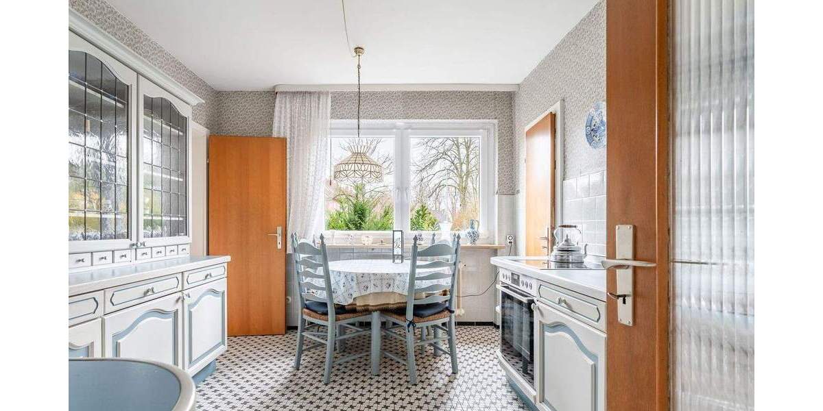 Einfamilienhaus Wentorf bei Hamburg - 9 Zimmer, 200 m&sup2;, 585.000&euro; | Angebot:24989993