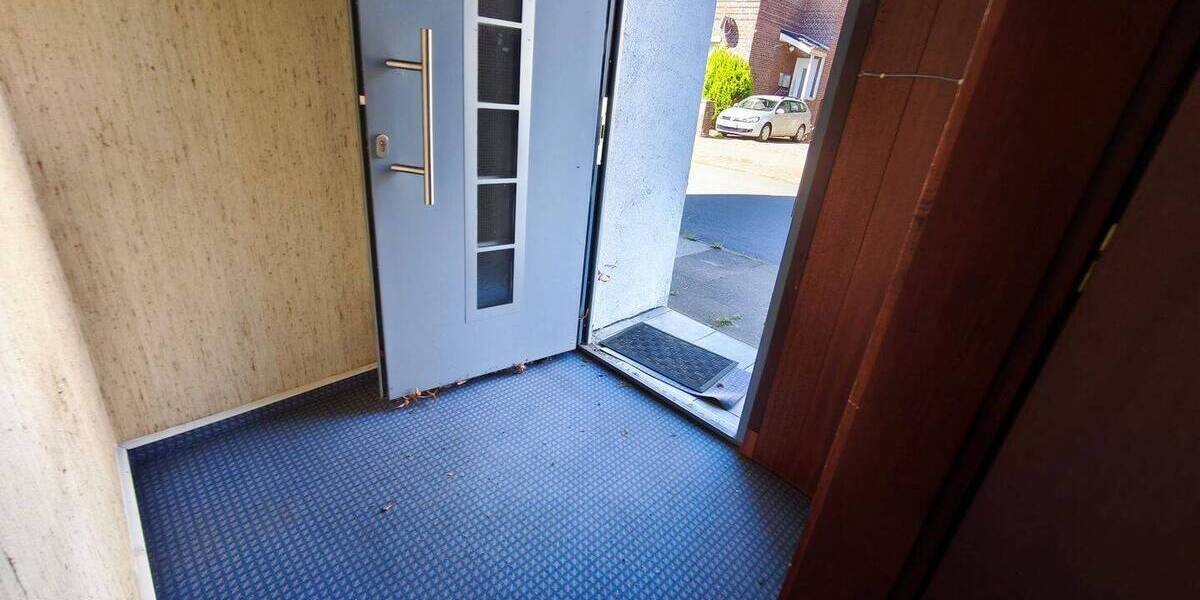 Mehrfamilienhaus, Wohnhaus Uetersen - 7 Zimmer, 153 m&sup2;, 299.000&euro; | Angebot:26160455