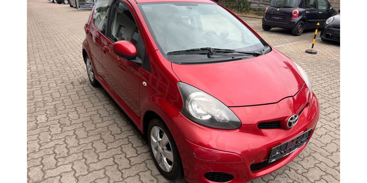Toyota Aygo (X) 148.000 km 2.999 &euro; Neu Wulmstorf 21629
