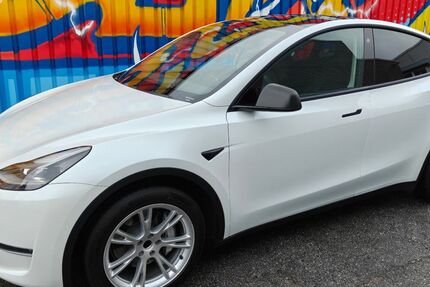 Tesla Model Y 41.000 km 33.900 &euro; Hamburg 22145