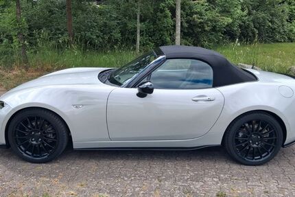 Mazda MX-5 49.981 km 20.999 &euro; Hamburg 21035