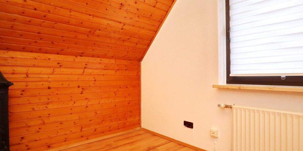 Großräumige 2,5-Zimmer Wohnung auf zwei Ebenen in Henstedt-Ulzburg 2 zimmer