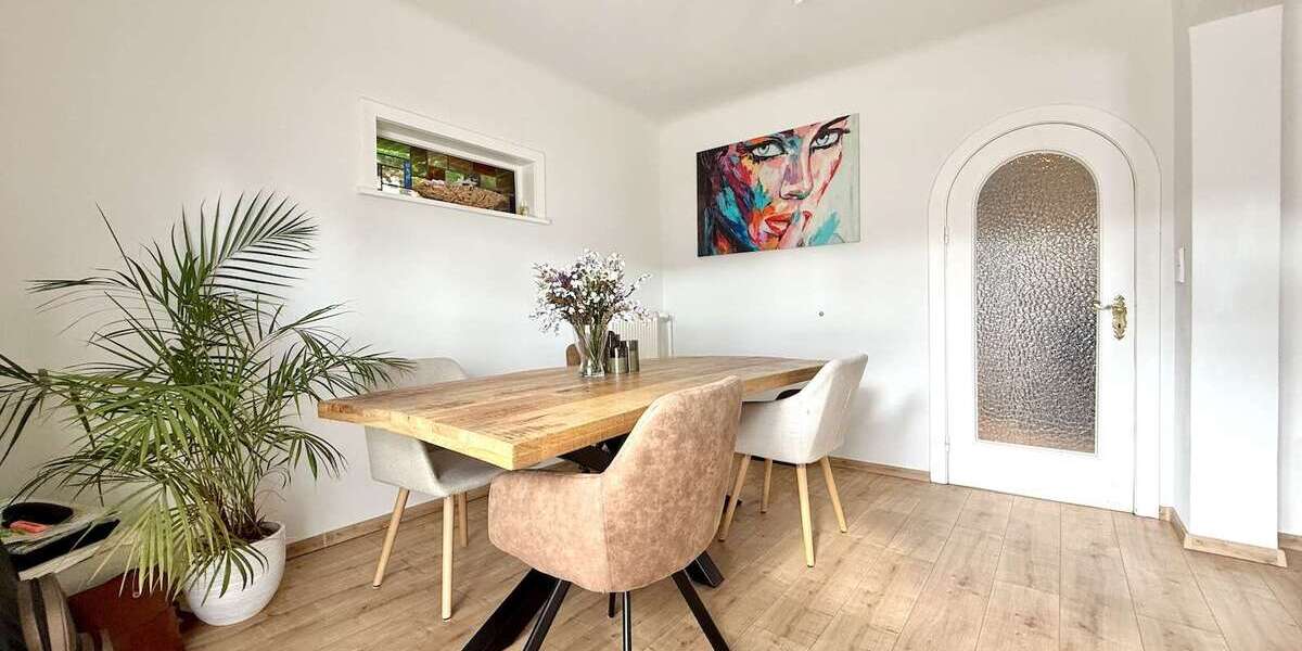 Etagenwohnung Hamburg Schnelsen - 3.5 Zimmer, 99 m&sup2;, 349.000&euro; | Angebot:24733029