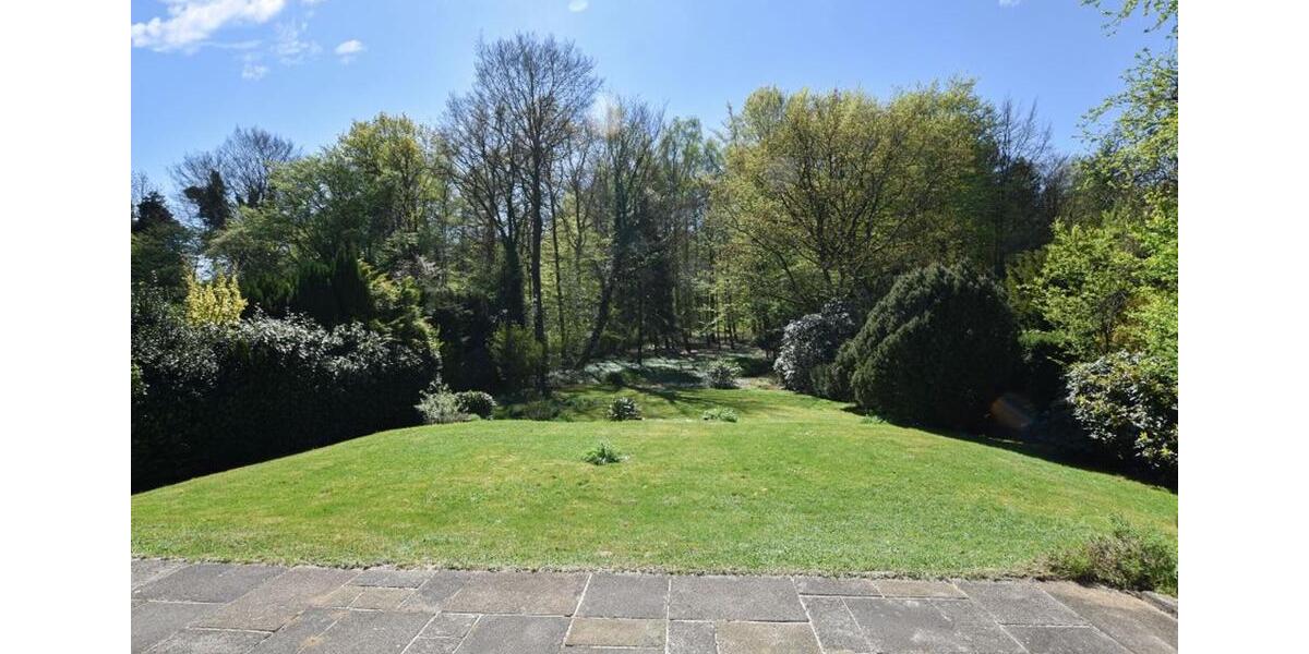 Einfamilienhaus Ahrensburg - 9 Zimmer, 170 m&sup2;, 2.600&euro; | Angebot:24800854