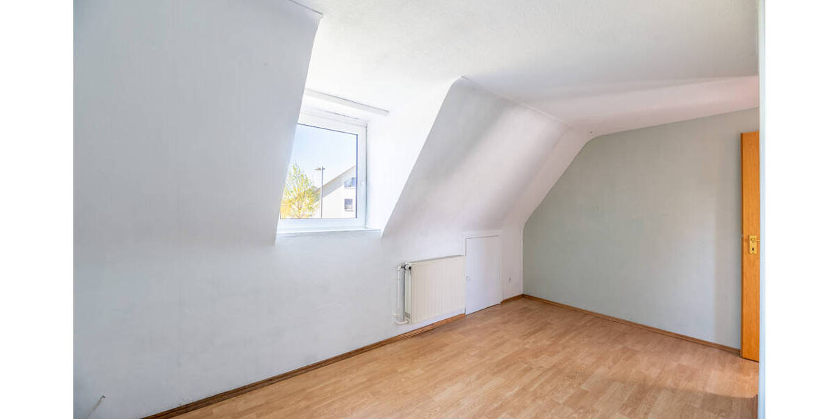 Doppelhaushälfte Tornesch - 3 Zimmer, 95 m&sup2;, 185.000&euro; | Angebot:26501648