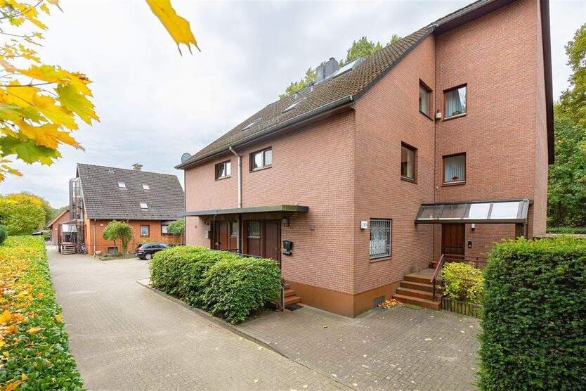 Attraktives Doppelhaus für die große Familie in zentraler Lage 6 zimmer