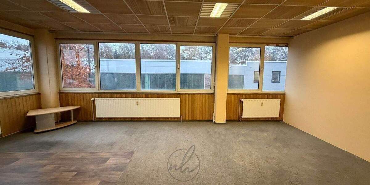 Geräumige Bürofläche im 1.OG in Norderstedt zimmer