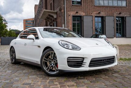 Porsche Panamera 49.950 km 46.900 &euro; Hamburg 22761