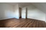Doppelhaushälfte Wedel - 4 Zimmer, 120 m&sup2;, 2.000&euro; | Angebot:26527076