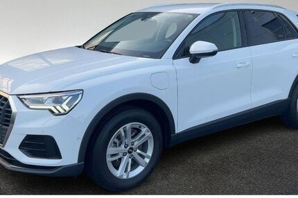 Audi Q3 20.727 km 29.990 &euro; Hamburg 22529