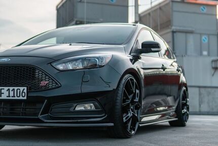 Ford Focus 85.000 km 17.000 &euro; Hamburg 22523