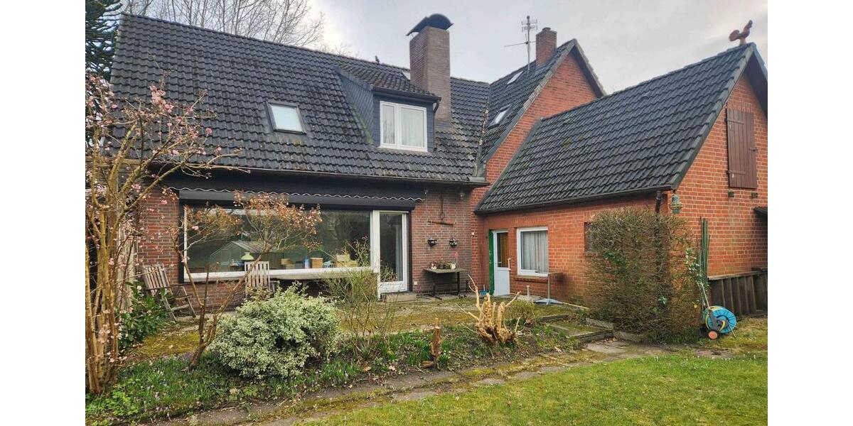 Einfamilienhaus Hamburg Wandsbek - 7 Zimmer, 180 m&sup2;, 650.000&euro; | Angebot:25868747
