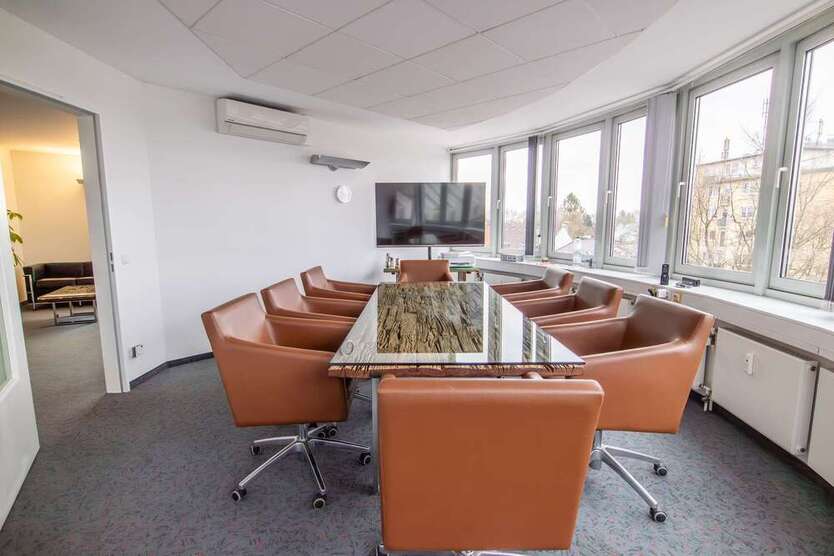 Büro in Hamburg 4.650 € 307.6 m²