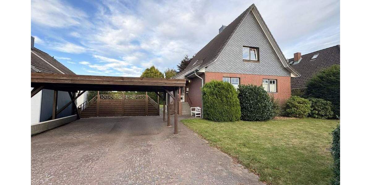 Charmantes Einfamilienhaus mit Garten, Garage und Doppelcarport 4 zimmer