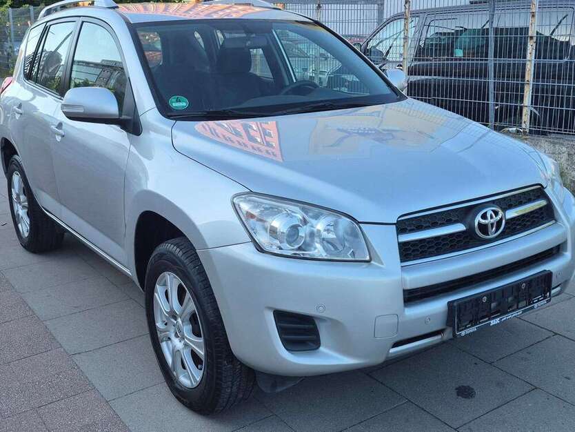 RAV 4
