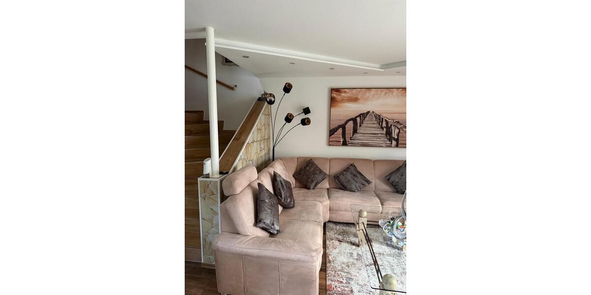 Reihenhaus Buxtehude - 6 Zimmer, 149 m&sup2;, 1.950&euro; | Angebot:26380990