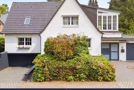 Haus Reinbek - 9 Zimmer, 309 m&sup2;, 1.198.000&euro; | Angebot:27199792