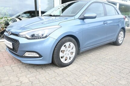 Hyundai i20 1.4 Automatik *Trend* Klima 49tkm! 49.000 km 12.950 € Seevetal - Hittfeld 21218