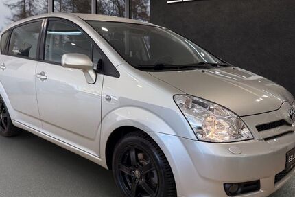 Toyota Corolla Verso 157.000 km 6.890 &euro; Hamburg 20537