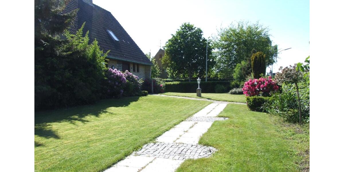 Einfamilienhaus Halstenbek - 6 Zimmer, 140 m&sup2;, 625.000&euro; | Angebot:27025534