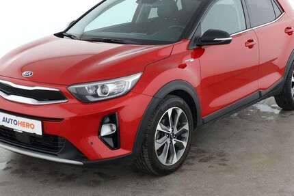 Kia Stonic 50.669 km 15.620 &euro; Hamburg 22529