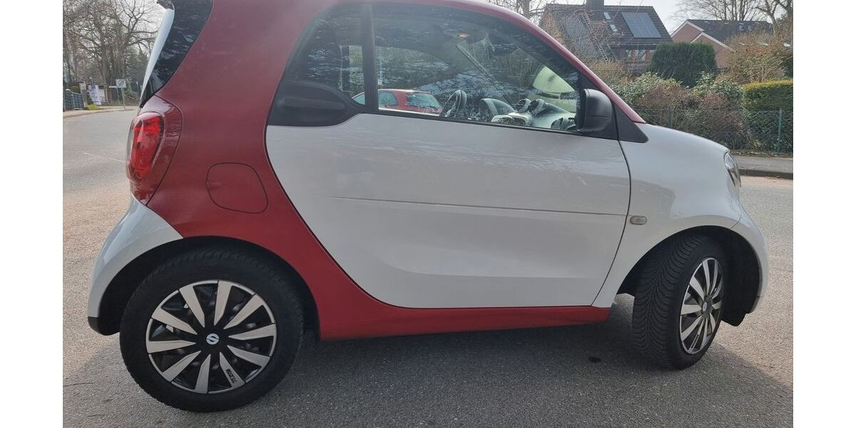 Smart ForTwo 45.000 km 10.999 &euro; Hamburg 22145
