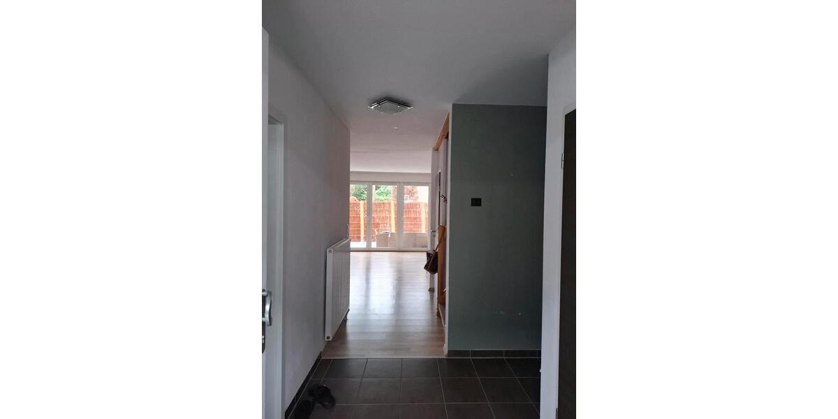 Reihenhaus Schenefeld - 5 Zimmer, 100 m&sup2;, 1.790&euro; | Angebot:25156969