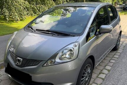 Honda Jazz 68.500 km 6.990 &euro; Hamburg 22045