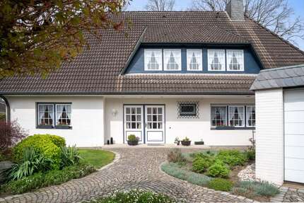 Haus Hamburg Wandsbek - 10 Zimmer, 318 m&sup2;, 1.450.000&euro; | Angebot:26817739