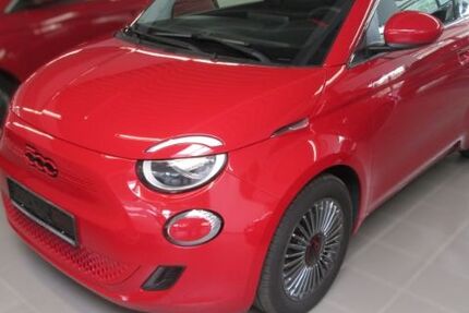 Fiat 500e 39.481 km 18.990 &euro; Hamburg 22525