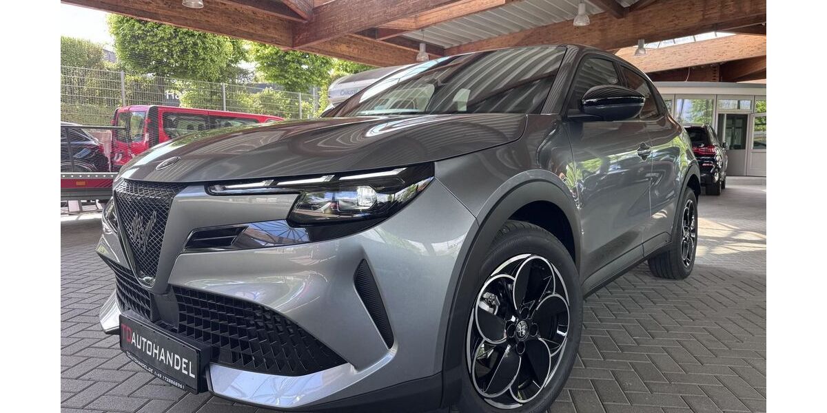 Alfa Romeo Junior 13.350 km 26.900 &euro; Buxtehude 21614