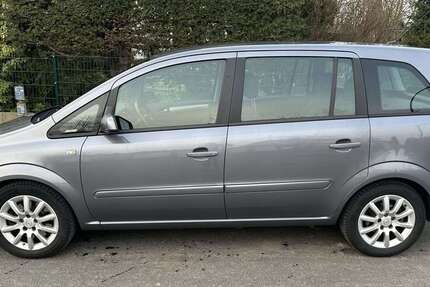 Opel Zafira 147.000 km 5.999 &euro; Barsbüttel 22885