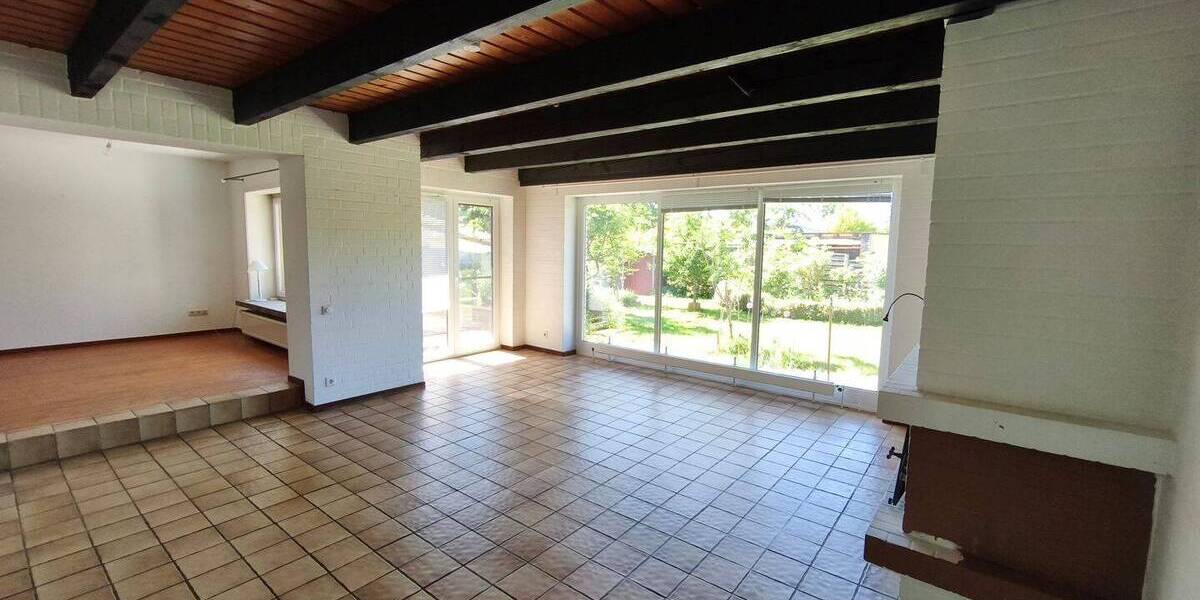 Mehrfamilienhaus, Wohnhaus Uetersen - 6 Zimmer, 140 m&sup2;, 349.000&euro; | Angebot:26798881