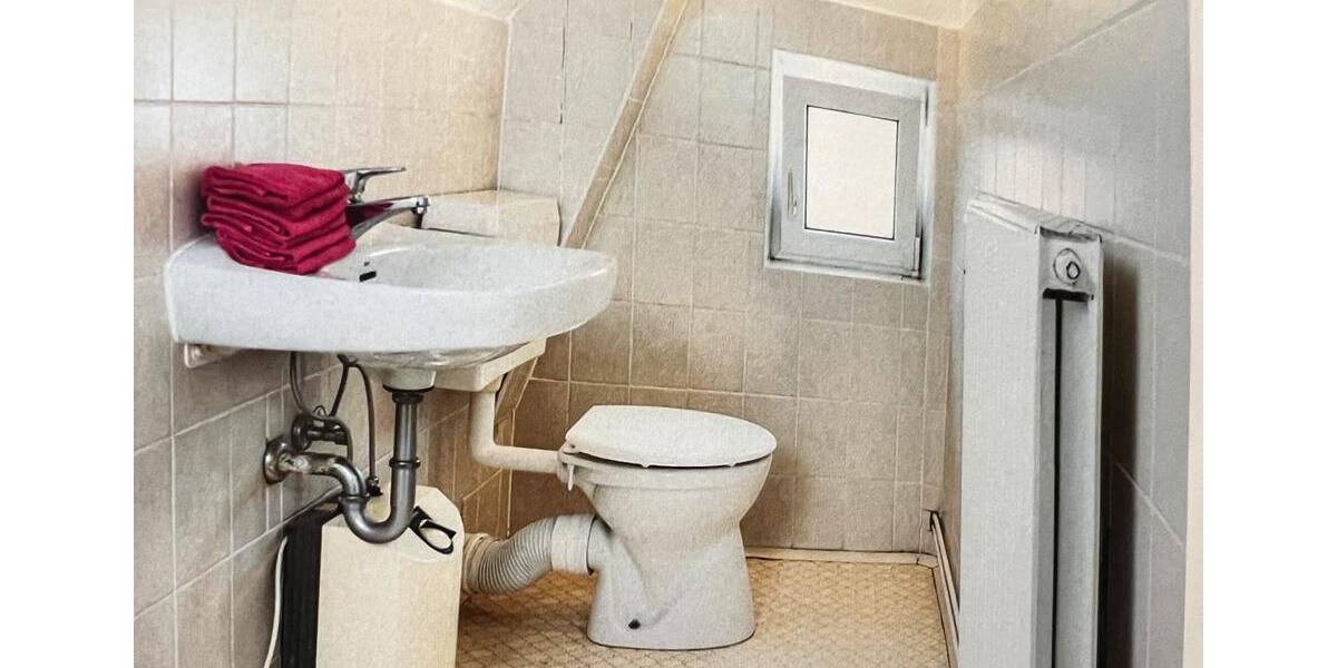 Etagenwohnung Reinbek - 5 Zimmer, 141 m&sup2;, 1.800&euro; | Angebot:25319833