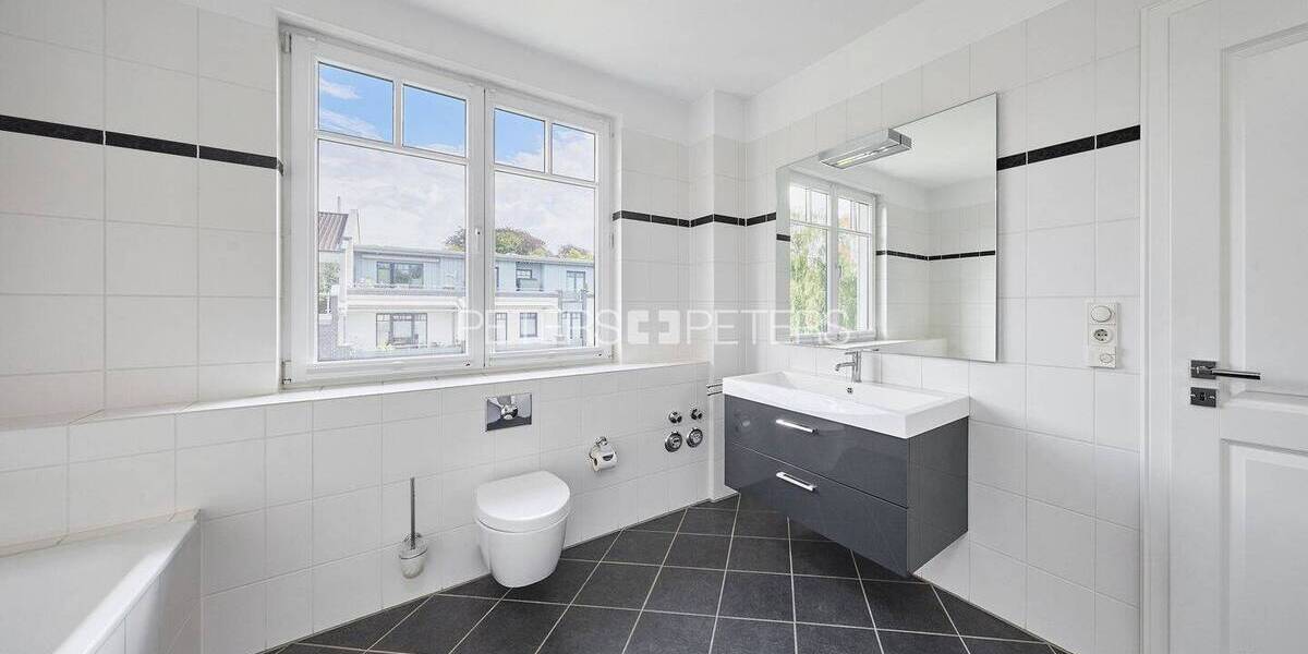 Etagenwohnung Hamburg Lokstedt - 4 Zimmer, 129 m&sup2;, 1.100.000&euro; | Angebot:26930153
