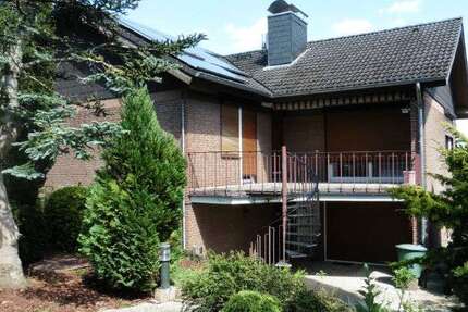 Haus zum Mieten in Buxtehude 1.580 € 187 m² 5 zimmer