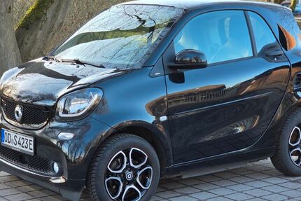 Smart ForTwo 49.700 km 8.900 &euro; Hamburg 22395