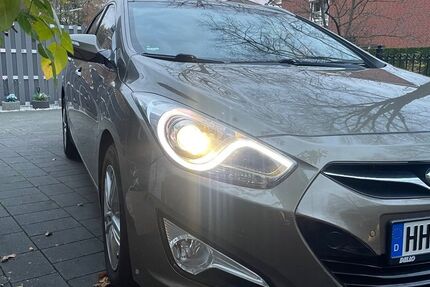 Hyundai i40 84.836 km 8.999 € Hamburg 21147