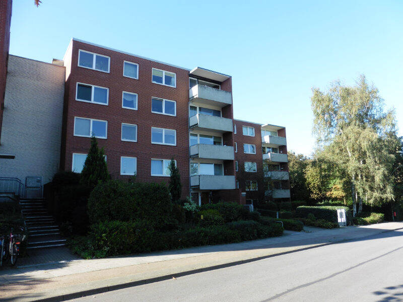 modernisierte 2-Zimmer-Wohnung mit Balkon in Zentrumslage