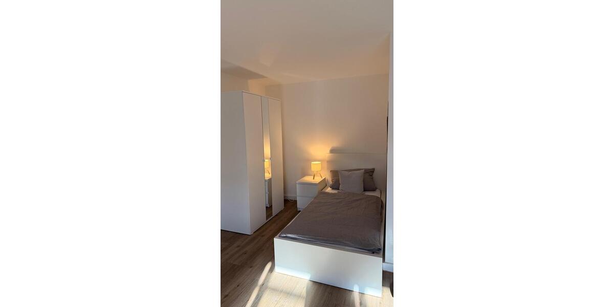 Etagenwohnung Schenefeld - 1 Zimmer, 40 m&sup2;, 900&euro; | Angebot:26380672